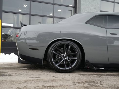 Used 2019 Dodge Challenger R/T Scat Pack w/ Shaker Package image 27