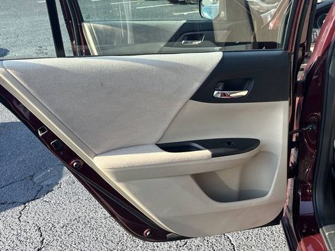 Used 2013 Honda Accord LX image 13
