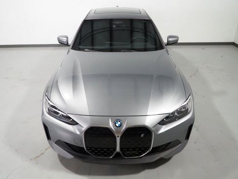 Used 2023 BMW i4 eDrive40 RWD image 11