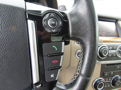 Used 2016 Land Rover LR4 HSE LUX AWD/4WD image 28