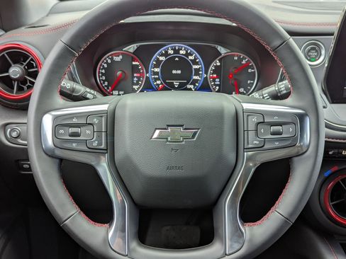 Used 2025 Chevrolet Blazer RS w/ Enhanced Convenience Package image 20