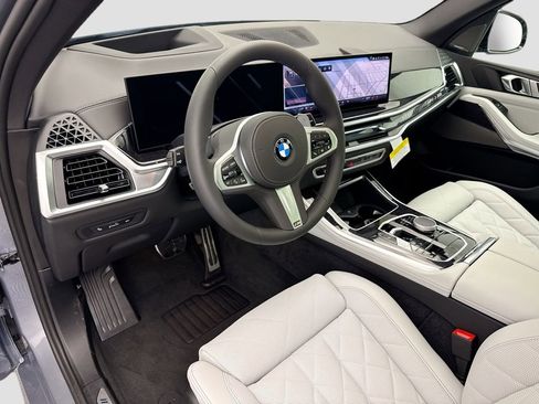 New 2026 BMW X5 xDrive40i image 9