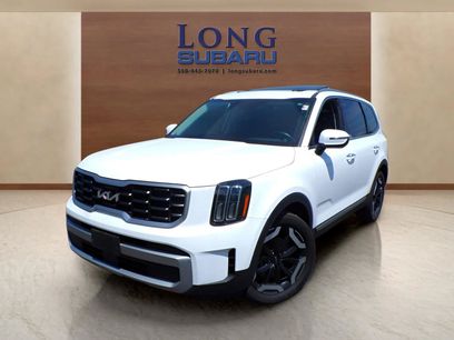 Used 2023 Kia Telluride S w/ S Sunroof Package