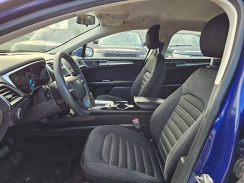 Used 2015 Ford Fusion SE FWD image 10
