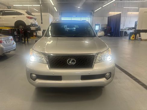 Used 2012 Lexus GX 460 w/ Comfort Plus Pkg AWD/4WD image 8