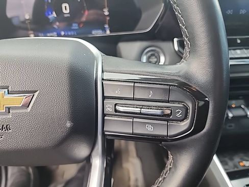 Used 2023 Chevrolet Colorado LT w/ LT Convenience Package II AWD/4WD image 16