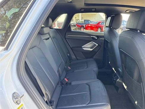Used 2023 Audi Q3 2.0T Premium image 30