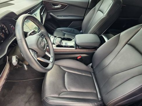 Used 2021 Audi Q8 Prestige AWD/4WD image 13