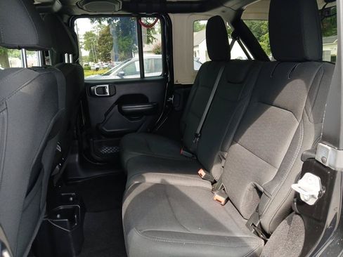 Used 2020 Jeep Wrangler Unlimited Sport S AWD/4WD image 11