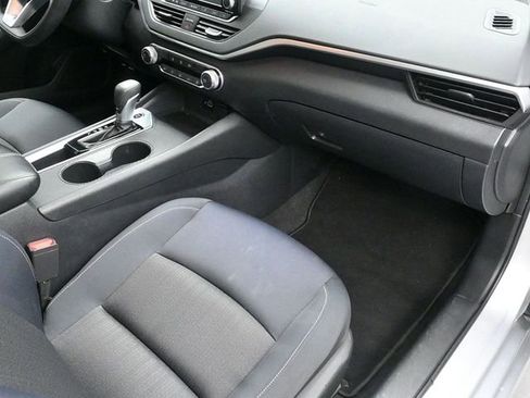 Used 2021 Nissan Altima 2.5 S image 9