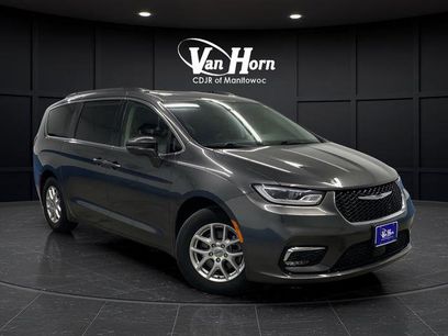 Certified 2022 Chrysler Pacifica Touring-L