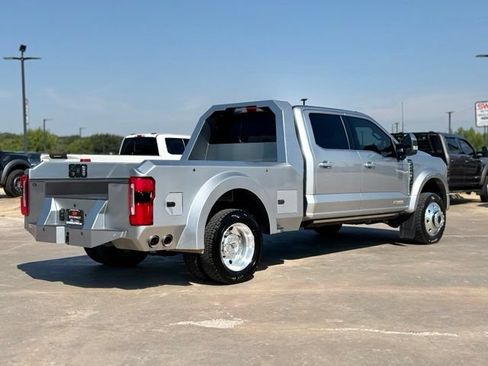 Used 2024 Ford F450 Platinum AWD/4WD image 2