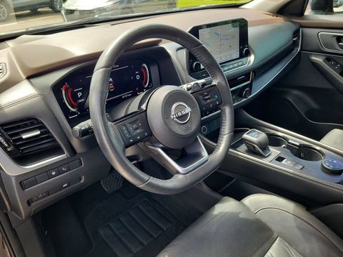 Used 2023 Nissan Rogue Platinum w/ Platinum Premium Package AWD/4WD image 17
