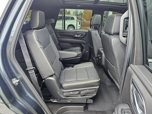 Used 2021 Chevrolet Tahoe Premier AWD/4WD image 12