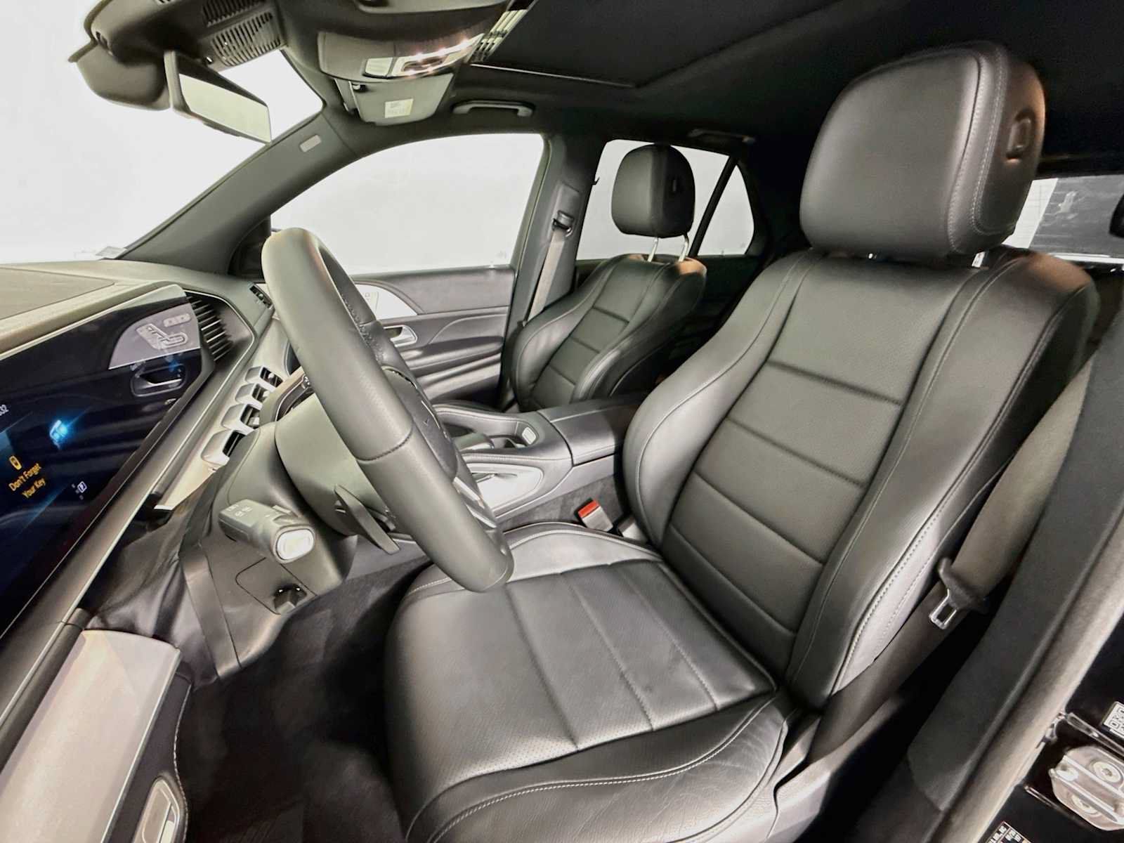 Used 2020 Mercedes-Benz GLE 350 4MATIC image 5