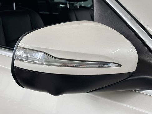 Used 2023 Mercedes-Benz GLS 450 4MATIC image 29