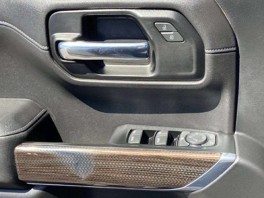 Used 2019 Chevrolet Silverado 1500 RST AWD/4WD image 18