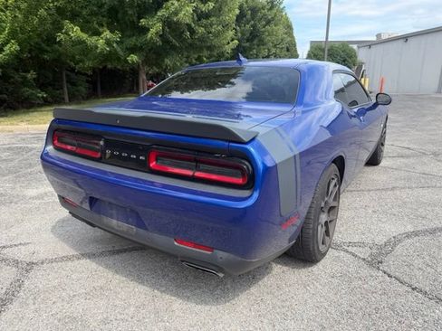 Used 2018 Dodge Challenger R/T Scat Pack w/ Leather Interior Group RWD image 5