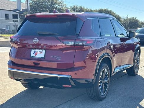 New 2026 Nissan Rogue Platinum w/ Tech Package image 9