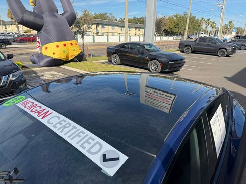 Used 2022 Tesla Model Y Performance image 12