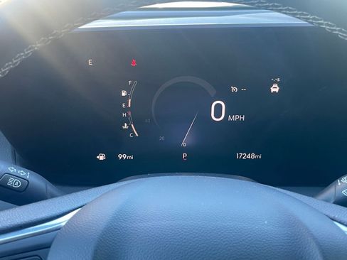 Used 2025 Buick Encore GX Preferred image 34