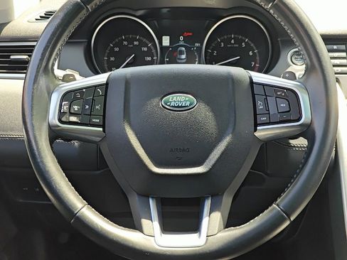 Used 2017 Land Rover Discovery Sport HSE image 29