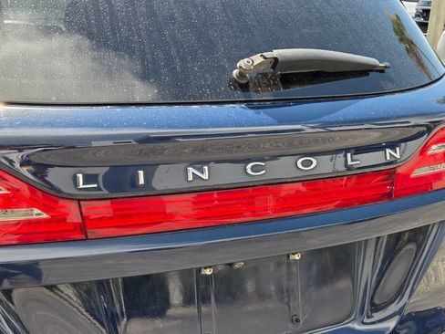 Used 2018 Lincoln MKC Black Label FWD image 11
