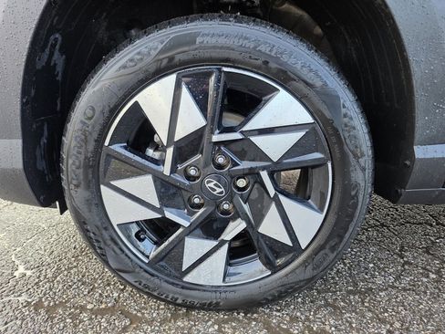 Used 2024 Hyundai Kona SEL image 11