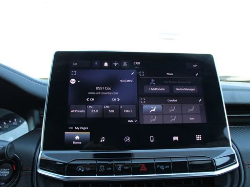 Used 2025 Jeep Compass Trailhawk image 47