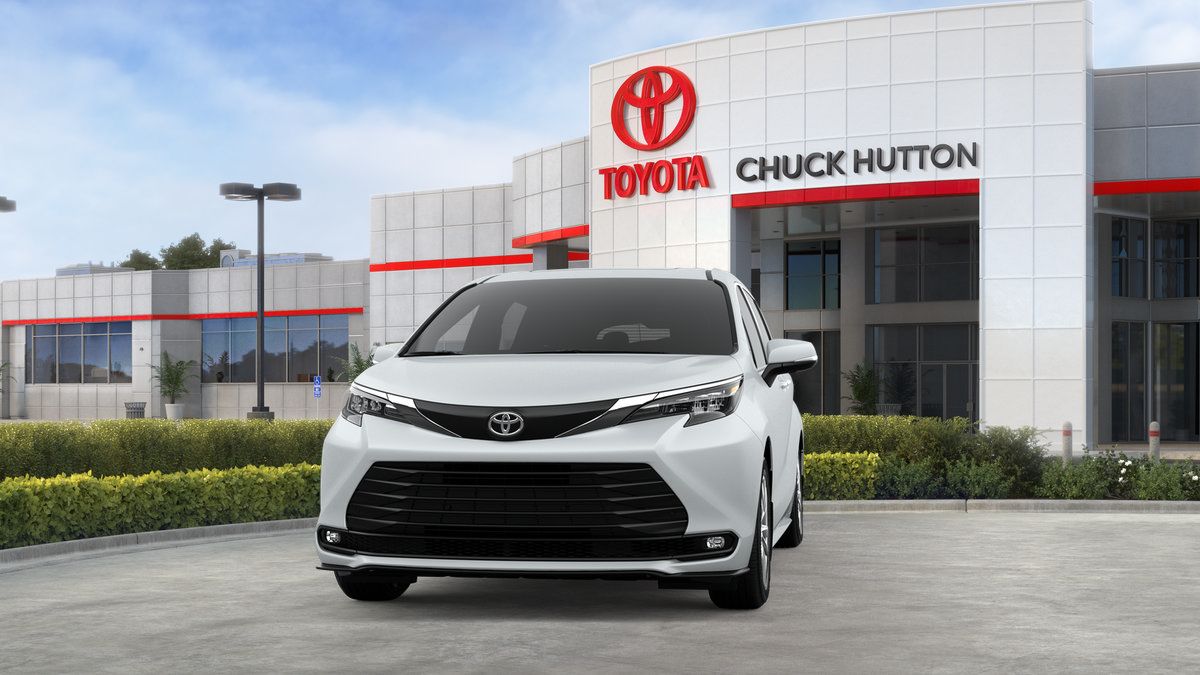 Certified 2026 Toyota Sienna XLE AWD/4WD image 54
