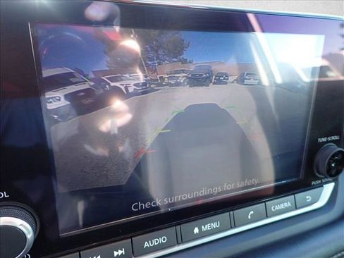 Used 2023 Nissan Rogue S image 18