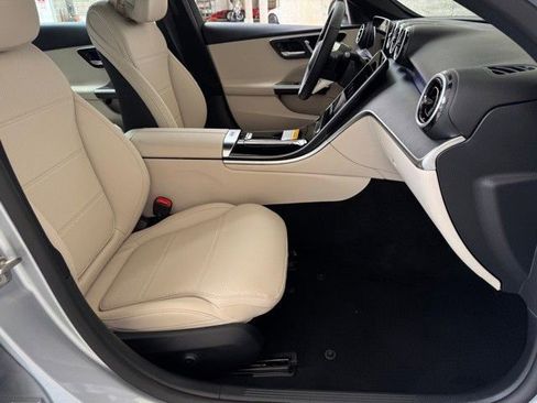 Used 2025 Mercedes-Benz C 300 Sedan image 15