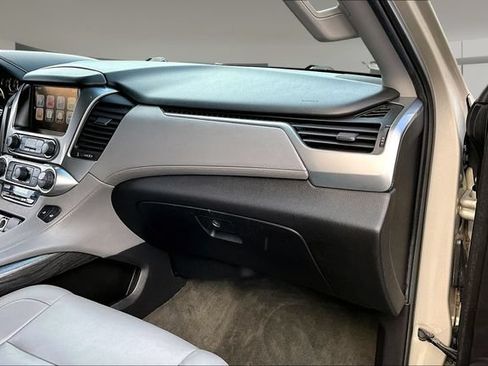 Used 2015 Chevrolet Tahoe LT RWD image 24