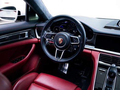 Used 2020 Porsche Panamera GTS w/ Premium Package Plus AWD/4WD image 12