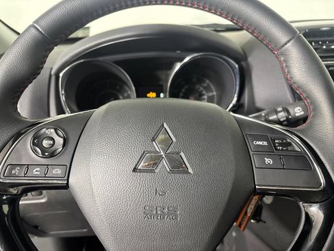 Used 2026 Mitsubishi Outlander Sport AWD image 13