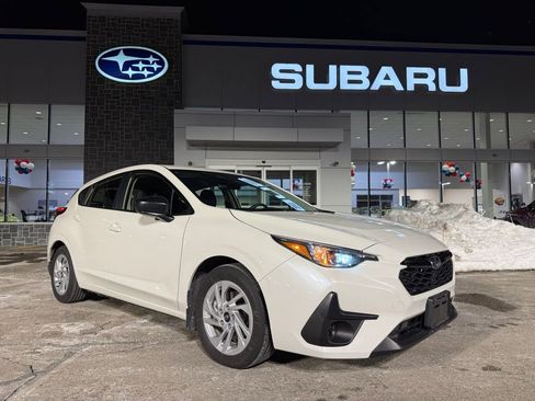 Used 2025 Subaru Impreza 2.0i image 1