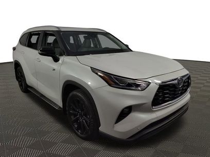 Used 2025 Toyota Highlander Limited