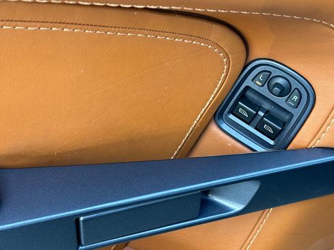 Used 2006 Aston Martin V8 Vantage Coupe image 13