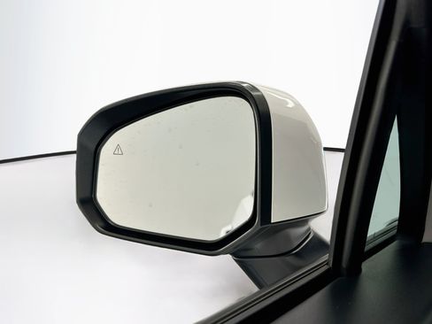 Used 2026 Hyundai Santa Fe SEL AWD/4WD image 16