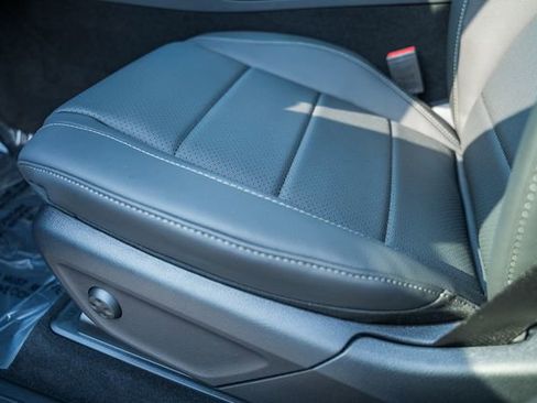 New 2026 Mercedes-Benz GLS 450 4MATIC image 39