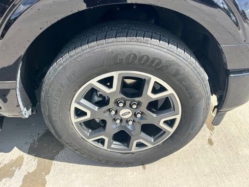 Used 2024 Ford F150 STX RWD image 6