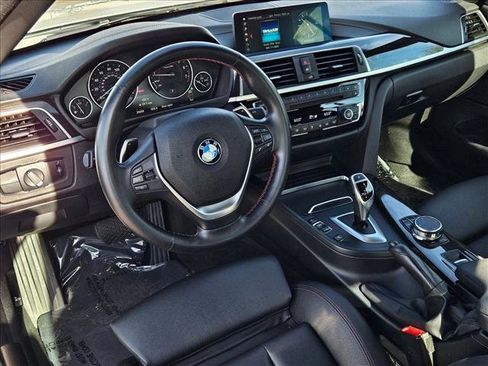 Used 2019 BMW 430i Convertible image 10