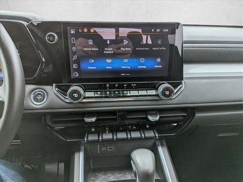 Used 2023 Chevrolet Colorado LT w/ LT Convenience Package image 12