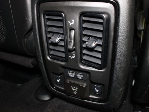 Used 2025 Dodge Durango R/T AWD/4WD image 17