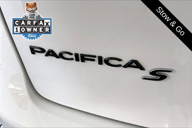 Used 2026 Chrysler Pacifica Limited w/ S Appearance Package FWD image 31
