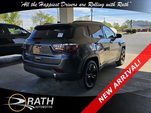 Used 2019 Jeep Compass Altitude image 4