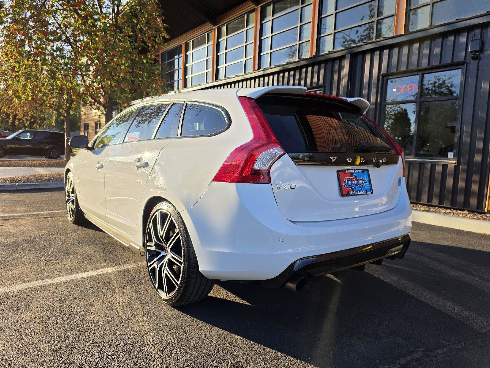 Used 2018 Volvo V60 T6 Polestar AWD/4WD image 3