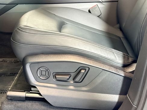 Used 2025 Audi Q7 3.0T Premium Plus w/ Premium Plus Package image 18