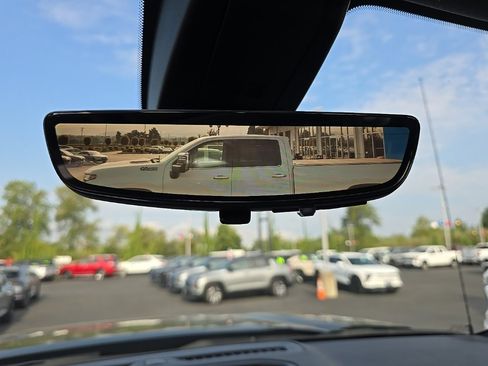 Used 2021 GMC Sierra 1500 AT4 w/ Off-Road Performance Package image 19