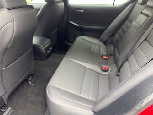Used 2024 Lexus IS 500 image 33